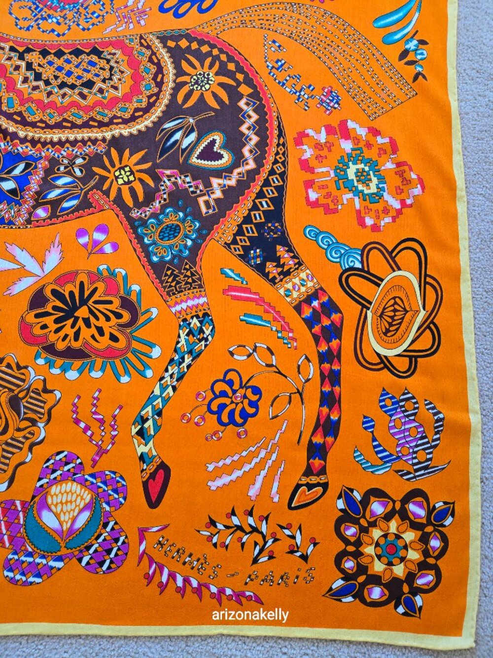 HUGE Cashmere & Silk Scarf Stole Hand-Rolled Hem Vibrant Colors Horse Equestrian - Picture 7 of 12